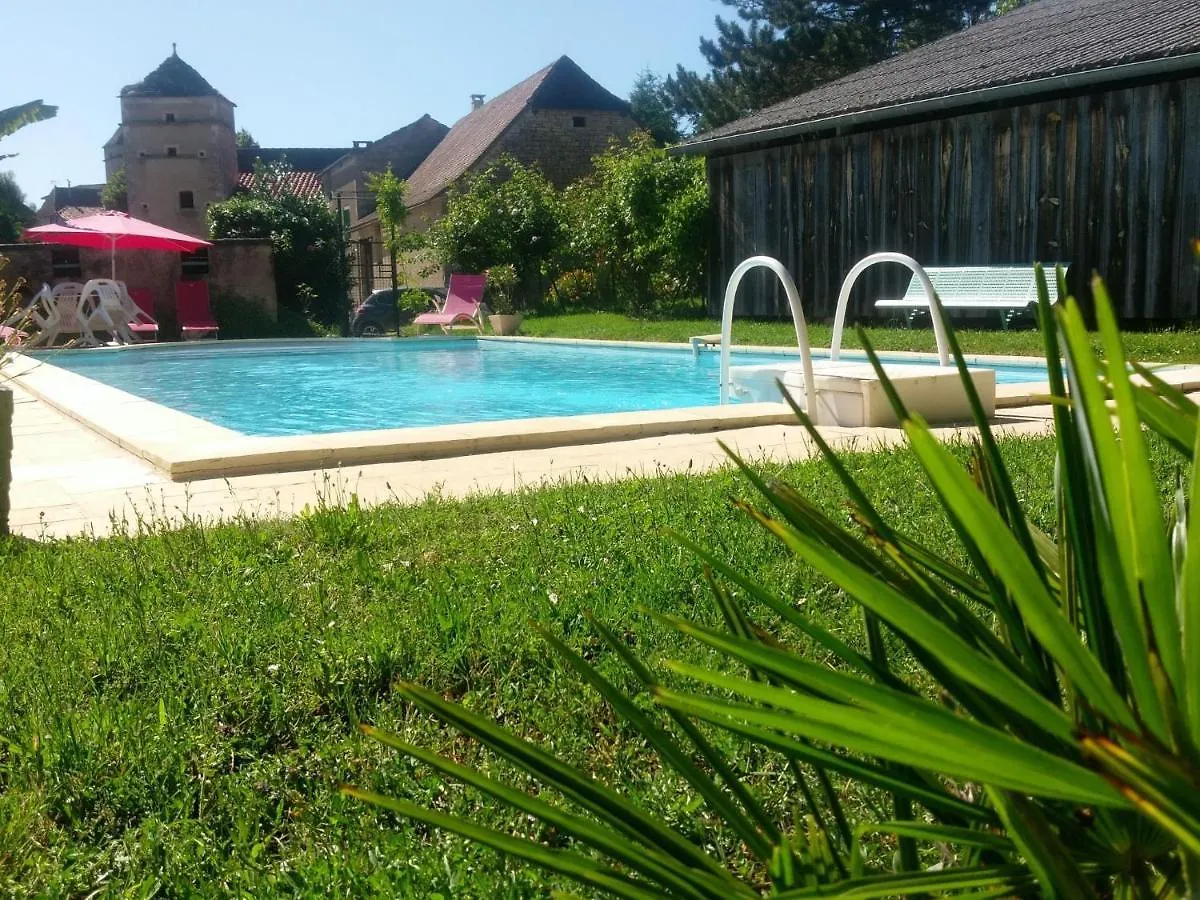 Holiday Home Le Mas de Serre - MEC400 Nuzéjouls