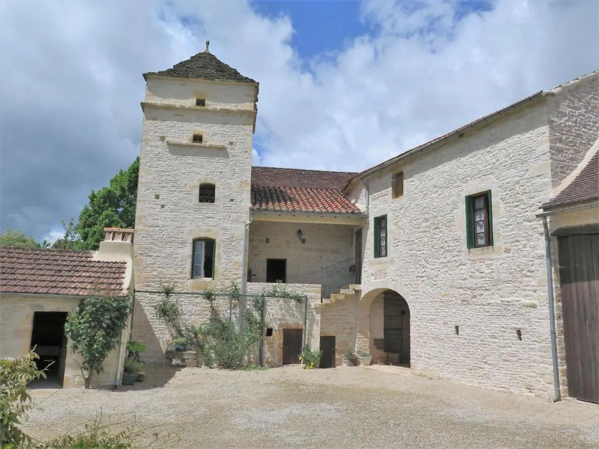 Holiday Home Le Mas de Serre - MEC400 Nuzéjouls France